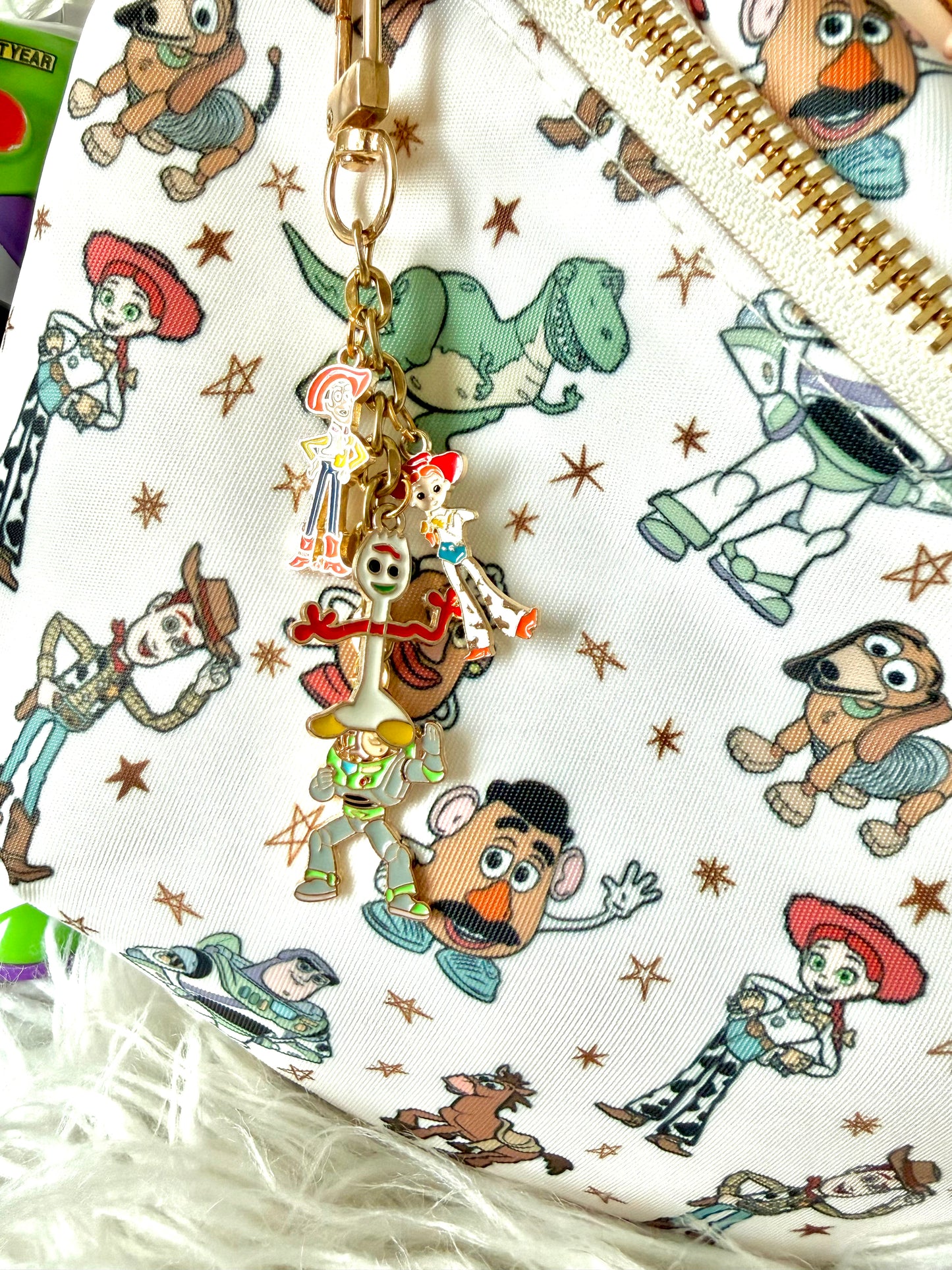 The Bestest of Friends Fanny🚀🦖👢✨